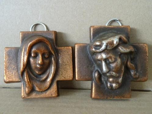 Art deco bronzen kruisbeeld reliëf plaquettes 7x7 Hongarije, Antiek en Kunst, Antiek | Religie, Ophalen of Verzenden