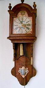 Friese Staartklok - 1790 - semi kortstaart, speciale schuif, Ophalen