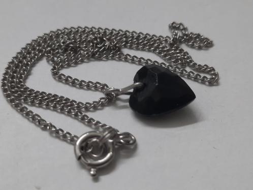 Hanger gefacceteerd zwart hartje met ketting (6917), Sieraden, Tassen en Uiterlijk, Kettinghangers, Nieuw, Overige materialen