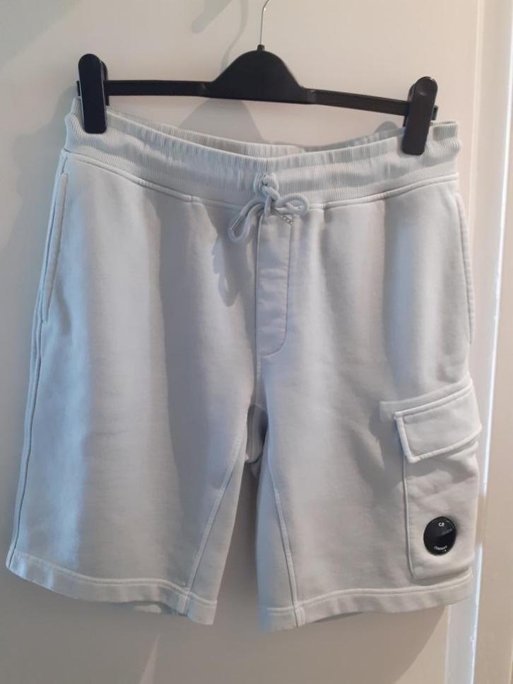 CP Company Sweat Bermuda !! GLOEDNIEUW !!, Kleding | Heren, Broeken en Pantalons, Nieuw, Maat 48/50 (M), Overige kleuren, Verzenden
