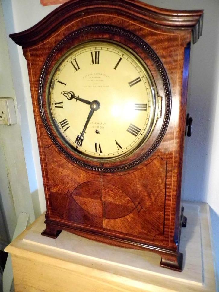 Eureka klok, mahonie, 1908-09, Antiek en Kunst, Antiek | Klokken, Verzenden