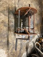 Werkende ankerlier - Staal, Ophalen