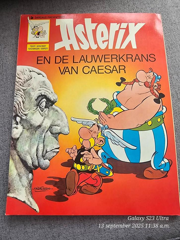 Asterix en de Lauwerkrans van Caesar, Boeken, Stripboeken, Gelezen, Eén stripboek, Ophalen of Verzenden
