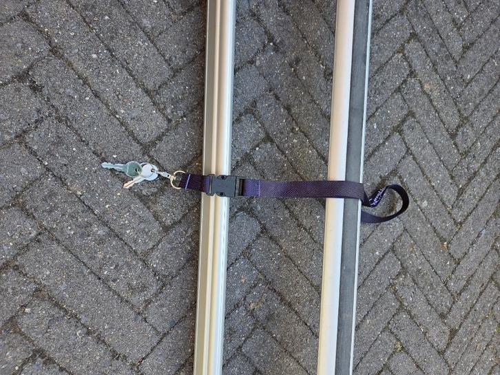 Thule dakdrager set rapid 775 & areobar, Auto diversen, Dakdragers, Zo goed als nieuw, Ophalen