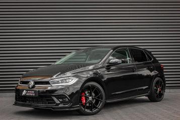 Volkswagen Polo 1.0 TSI 110PK DSG R-LINE / FULL BLACK / VERL beschikbaar voor biedingen