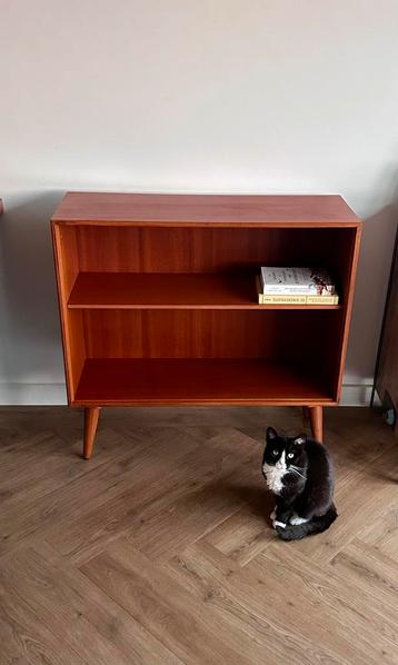 Vintage Deens Jaren ‘70 Boekenkastje beschikbaar voor biedingen