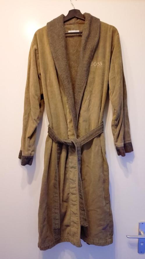 Hugo Boss badjas bruin L, Kleding | Heren, Overhemden, Gedragen, Halswijdte 41/42 (L), Bruin, Ophalen of Verzenden