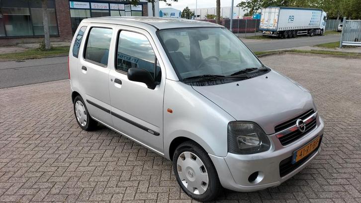 Opel agila 1.0 2005, Auto's, Opel, Particulier, Agila, ABS, Airbags, Elektrische buitenspiegels, Metallic lak, Radio, Startonderbreker