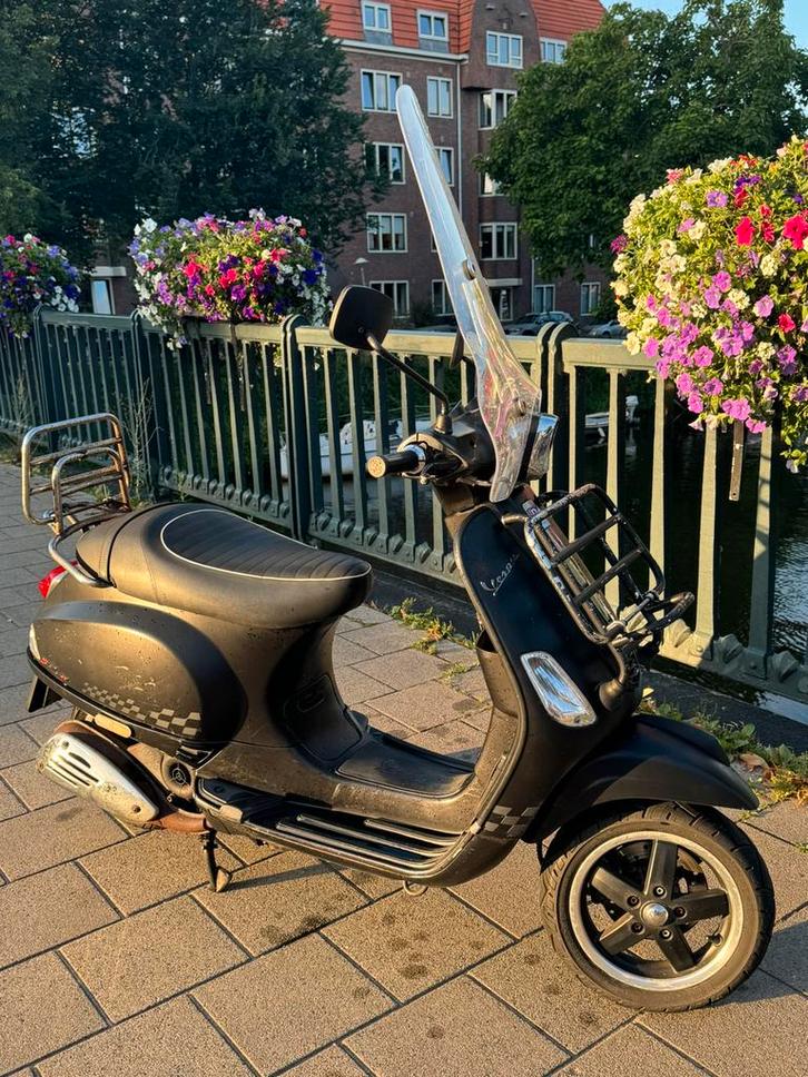 Vespa s sport | 4t | 50cc | Piaggio, Fietsen en Brommers, Scooters | Vespa, Gebruikt, Vespa S, Ophalen
