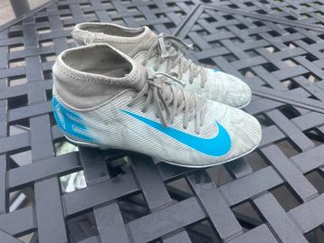 Nike Sportschoenen - Gedragen beschikbaar voor biedingen