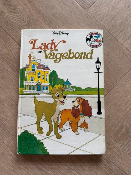 Vintage Disney boek – Lady en de Vagebond (1979, Boekenclub), Boeken, Kinderboeken | Jeugd | onder 10 jaar, Gelezen, Sprookjes