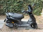 Piaggio Zip -2014 - geel kenteken, Fietsen en Brommers, Scooters | Piaggio, Ophalen, Gebruikt, Maximaal 45 km/u, Zip