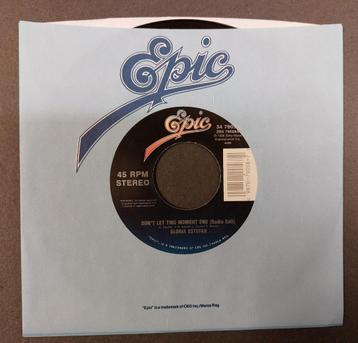 Gloria Estefan USA VINYL SINGLE Don't let this moment 70's beschikbaar voor biedingen