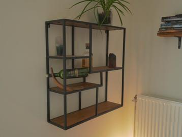 Wandrek - Hout, metaal beschikbaar voor biedingen