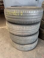 4 X 215/65/17 michelin dot 18, Ophalen of Verzenden