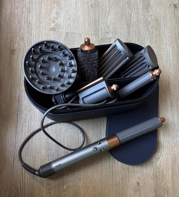 Dyson Airwrap Complete Long Nickel/Copper beschikbaar voor biedingen
