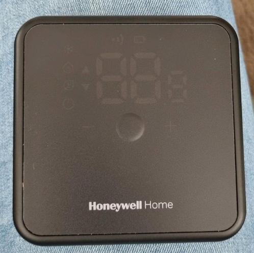 Honeywell DT4M, Doe-het-zelf en Verbouw, Thermostaten, Zo goed als nieuw, Ophalen of Verzenden
