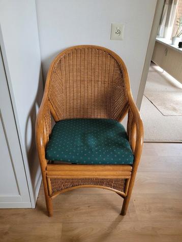 Rotan fauteuil (2 ) beschikbaar voor biedingen