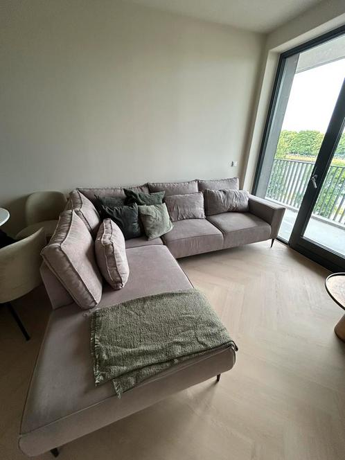 Taupe Hoek Bank, Huis en Inrichting, Banken | Complete zithoeken, Zo goed als nieuw, Ophalen