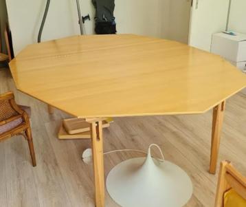 Danish Design massief Beukenhout eettafel beschikbaar voor biedingen