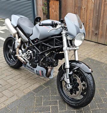 Ducati Monster S2R 1000 beschikbaar voor biedingen