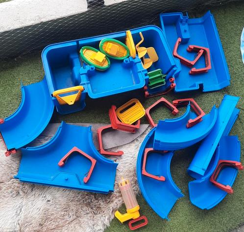 Grote aqua play water speel baan inc boten, afpompen ,molen, Kinderen en Baby's, Speelgoed | Buiten | Actiespeelgoed, Gebruikt