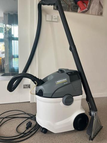 Karcher nat- en droogstofzuiger in zeer goede staat beschikbaar voor biedingen