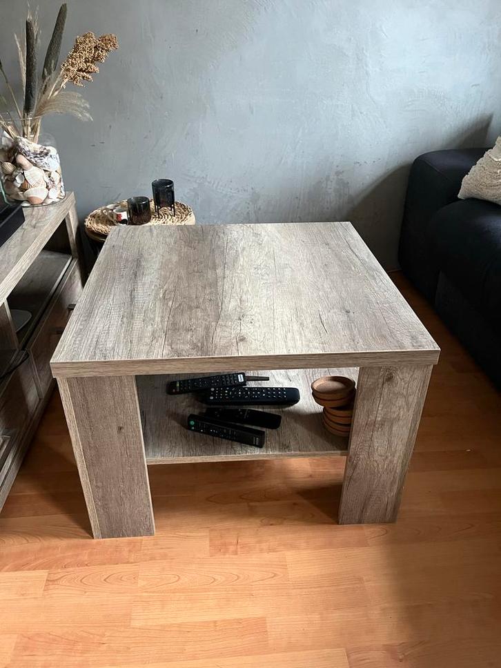 GRATIS Salontafel 65x65 cm - Wegens Verhuizing!, Huis en Inrichting, Tafels | Salontafels, Gebruikt, Minder dan 50 cm, 50 tot 100 cm