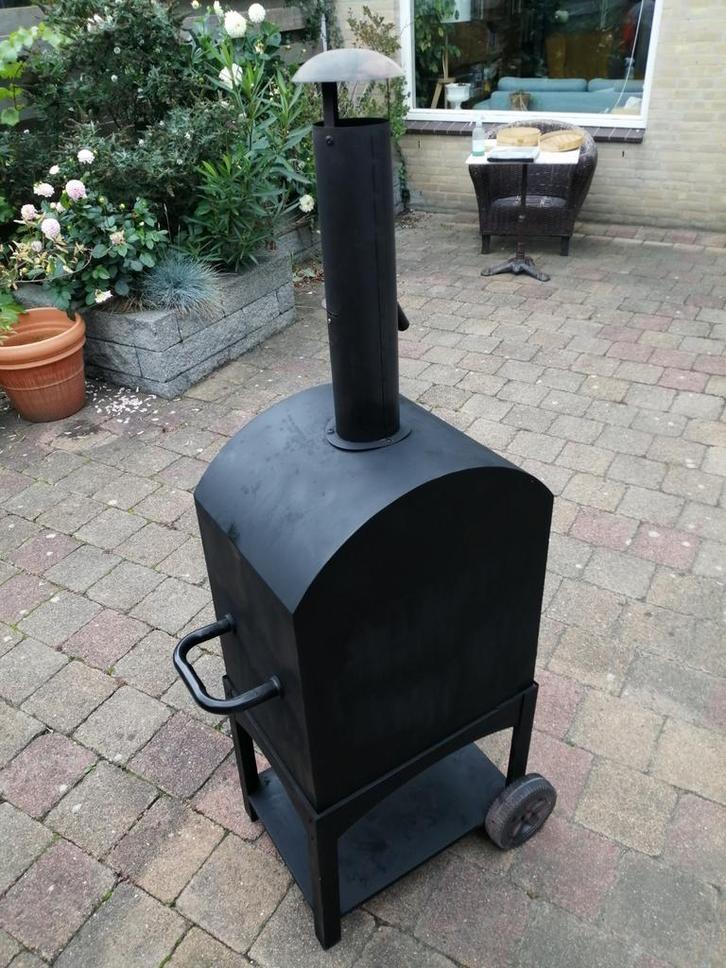 Houtgestookte BBQ Smoker, Tuin en Terras, Pizzaovens, Gebruikt, Ophalen