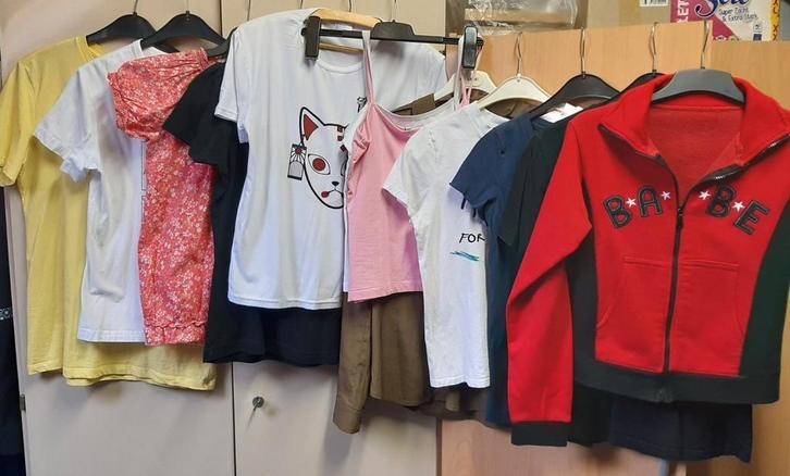 Dames kledingpakket maat S/M-36/38 jasjes, laarzen zie fotos, Kleding | Dames, Dames-kledingpakketten, Gedragen, Maat 36 (S), Ophalen of Verzenden