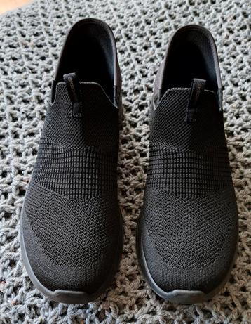 
Skechers Ultra Flex 3.0 - Maat 41 dames Sneaker beschikbaar voor biedingen