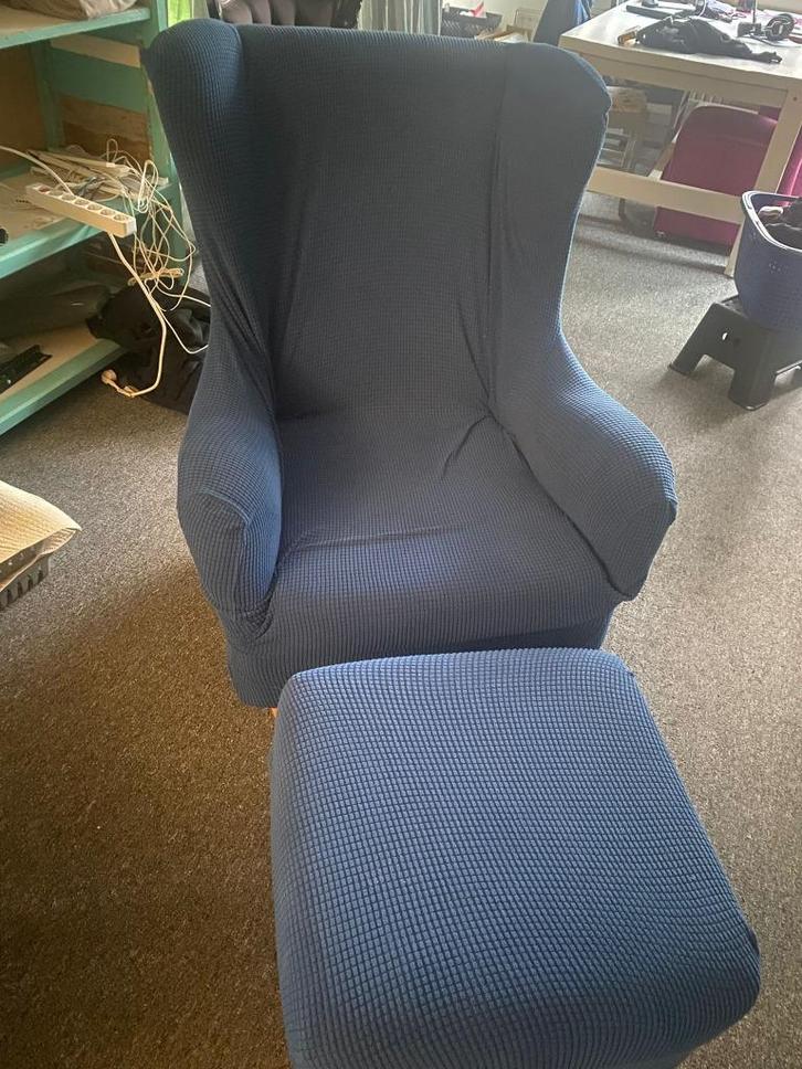 Fauteuil met voetenbankje, Huis en Inrichting, Fauteuils, Gebruikt, Stof, 50 tot 75 cm, Minder dan 75 cm, Ophalen