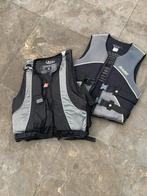 2 Reddingsvesten - Magic Marine & Bare, Watersport en Boten, Ophalen of Verzenden, Gebruikt, Heer, Reddingsvest of Zwemvest