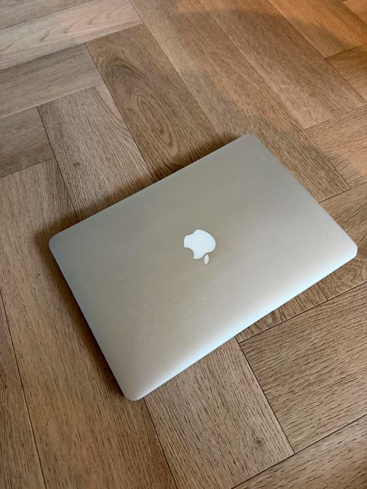 MacBook Air 13 inch - Goed Onderhouden, Computers en Software, Apple Macbooks, Gebruikt, MacBook Air, 13 inch, Onbekend, 8 GB