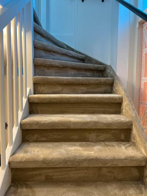 TRAP STOFFEREN  TRAP  BEKLEDEN  va.€399, Huis en Inrichting, Stoffering | Vloerbedekking, Nieuw, Tapijt, Overige kleuren, 25 tot 50 m²