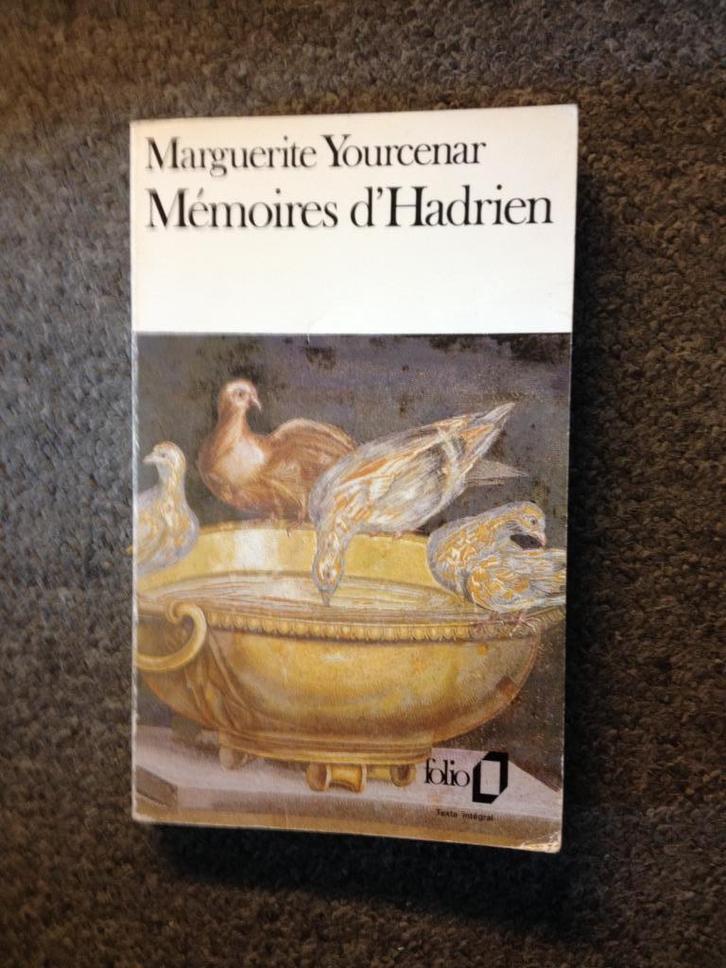 Memoires d'Hadrian (Frans); door Marguerite Yourcenar, Boeken, Historische romans, Gelezen, Ophalen of Verzenden