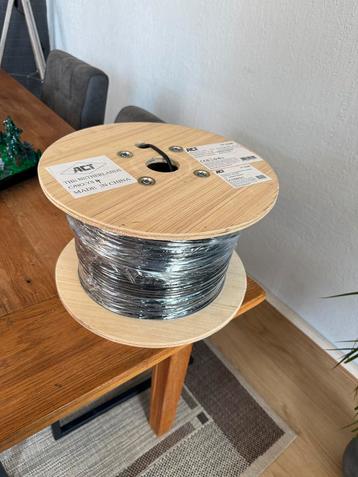 Cat 6 305 meter beschikbaar voor biedingen