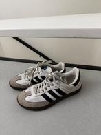 Dames schoenen, Ophalen of Verzenden, Zo goed als nieuw, Zwart, Sneakers of Gympen