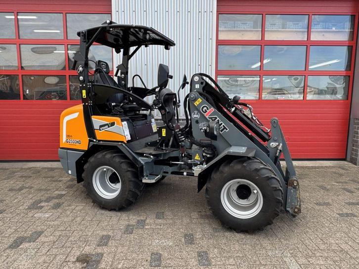 Giant G2500 HD Hefvering, Zakelijke goederen, Machines en Bouw | Kranen en Graafmachines, Graaflaadcombinatie