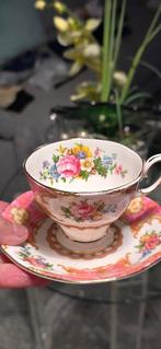 Royal Albert Lady Carlyle, Fine Bone China Porselein, Ophalen of Verzenden, Zo goed als nieuw, Porselein, Kop en/of schotel