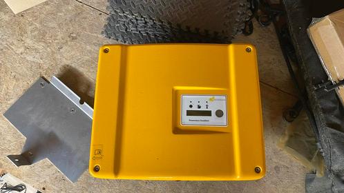 Centrosolar omvormer, Doe-het-zelf en Verbouw, Elektra en Kabels, Gebruikt, Ophalen of Verzenden