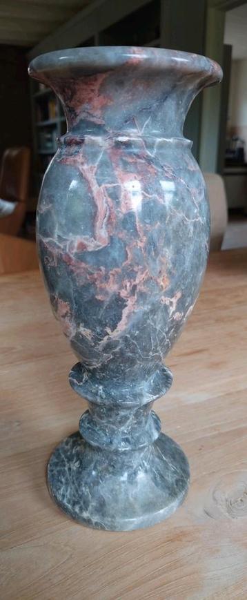 Marmeren vaas met grijs, wit en roze (28,5H), NIEUW! beschikbaar voor biedingen