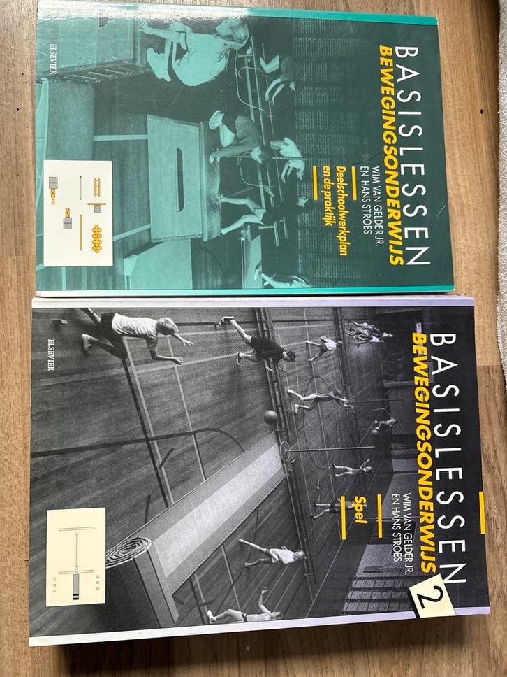 Basisschoolboeken Bewegingsonderwijs, Boeken, Studieboeken en Cursussen, Gelezen, HBO, Ophalen of Verzenden