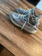 Yeezy Boost 350 V2 Zebra maat 43, Kleding | Dames, Schoenen, Ophalen of Verzenden, Zo goed als nieuw, Wit, Sneakers of Gympen