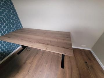 Elektrisch Zit Sta Bureau beschikbaar voor biedingen