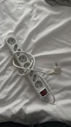 Stekkerdoos, Ophalen of Verzenden, Zo goed als nieuw, Apparatuur