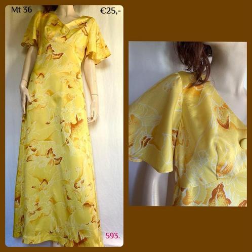 593. Vintage jurk mt 36, Kleding | Dames, Jurken, Gedragen, Maat 36 (S), Geel, Onder de knie, Ophalen of Verzenden