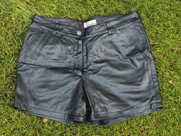 Zwarte leren shorts - Mandarin - Maat M beschikbaar voor biedingen