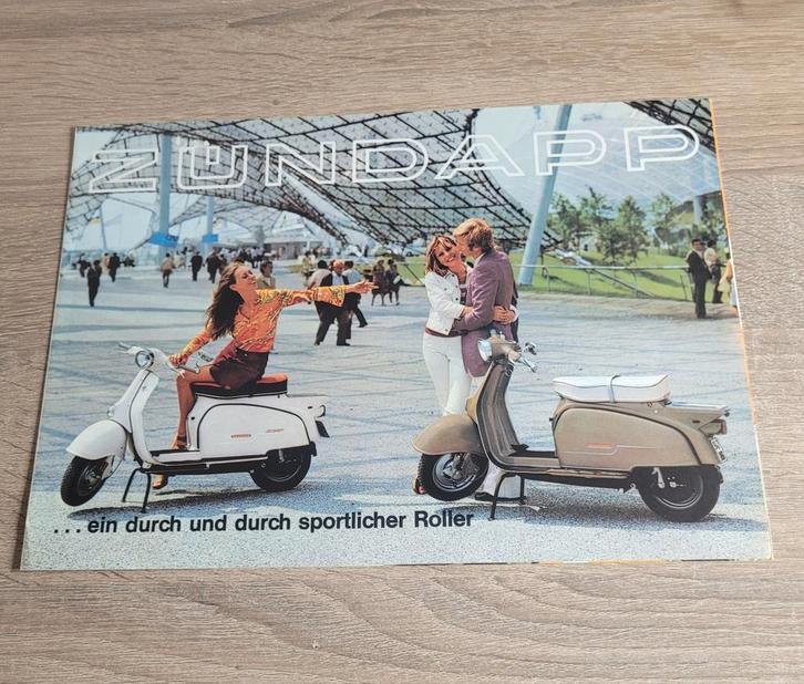 Zundapp Folder D +/- 1974 Roller = Scooter, Fietsen en Brommers, Handleidingen en Instructieboekjes, Gebruikt, Verzenden