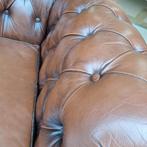 Chesterfield bank 2 zit bruin leer + GRATIS BEZORGING, Gebruikt, Klassiek, 150 tot 200 cm, Tweepersoons